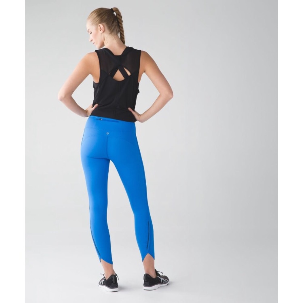 Lululemon Real Quick Tight Pockets Blue 8